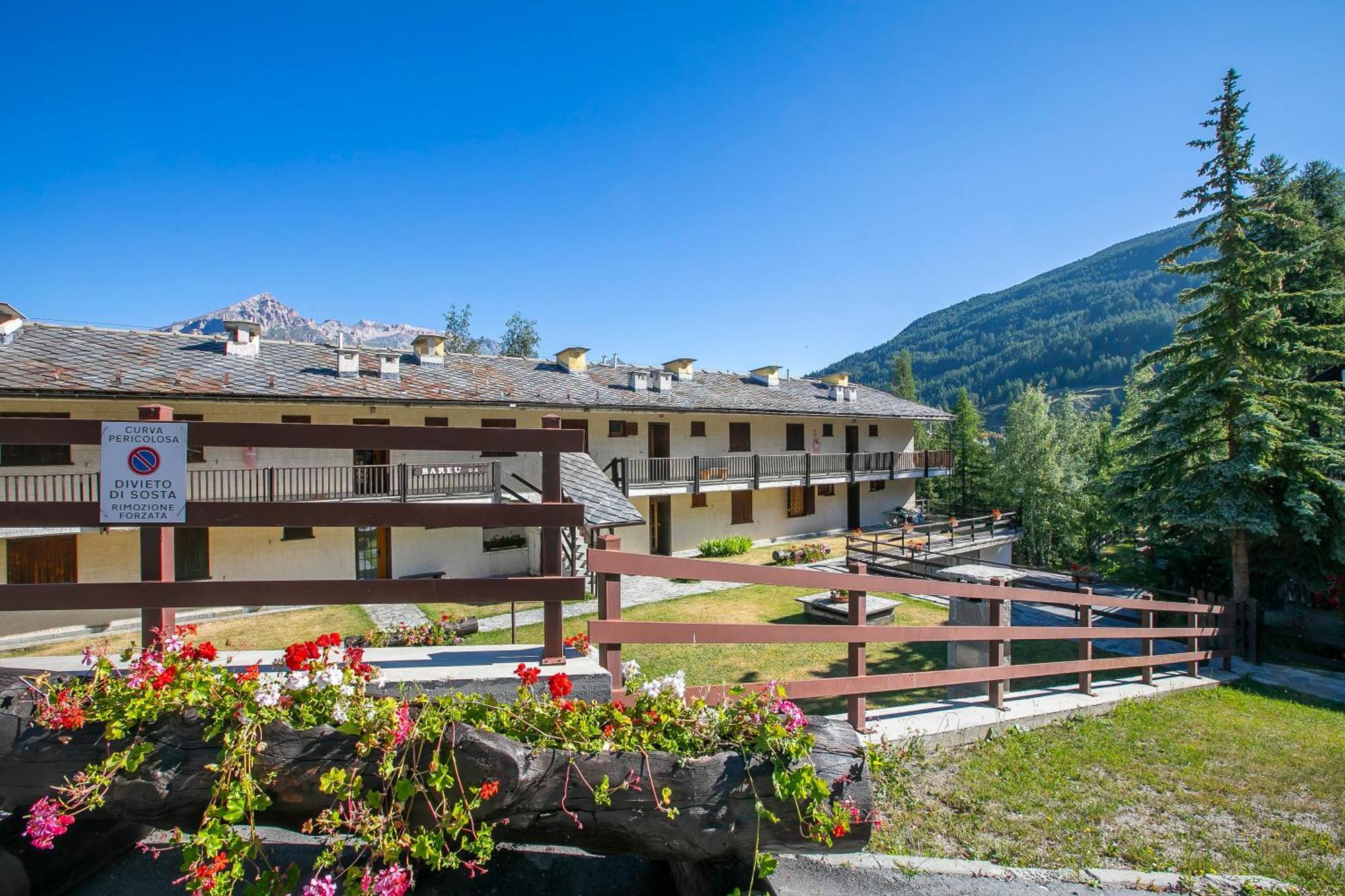 Appartamento Bareu Mountain View - Happy Rentals Oulx Exterior foto