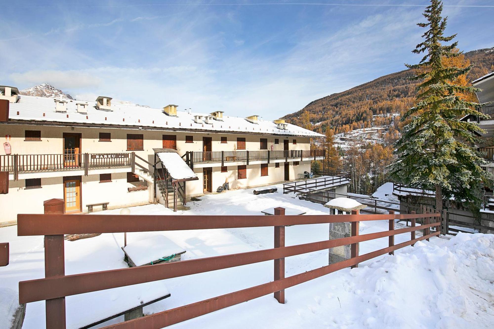 Appartamento Bareu Mountain View - Happy Rentals Oulx Exterior foto